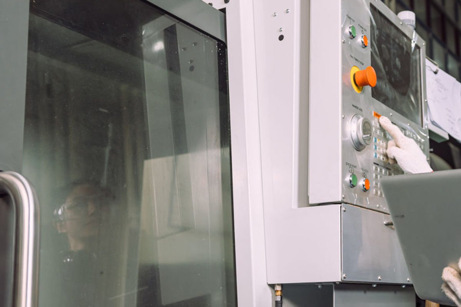 CNC零件表面处理如何选？阳极氧化、喷涂、电镀全对比